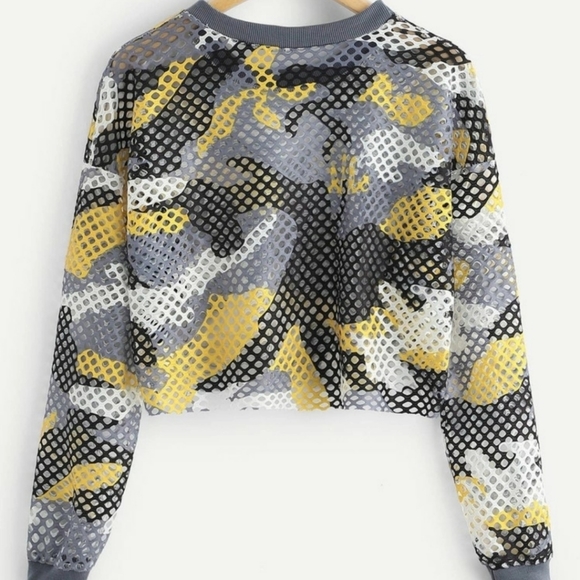 🥳LAST ONE(LARGE)🥳BUY 1 GET 1 FREE MESH CROP TOP - Picture 3 of 5